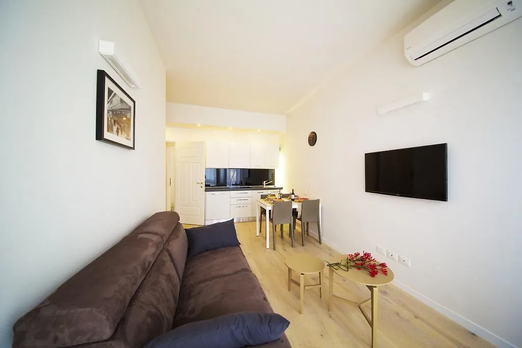 Twobros Apartment-1